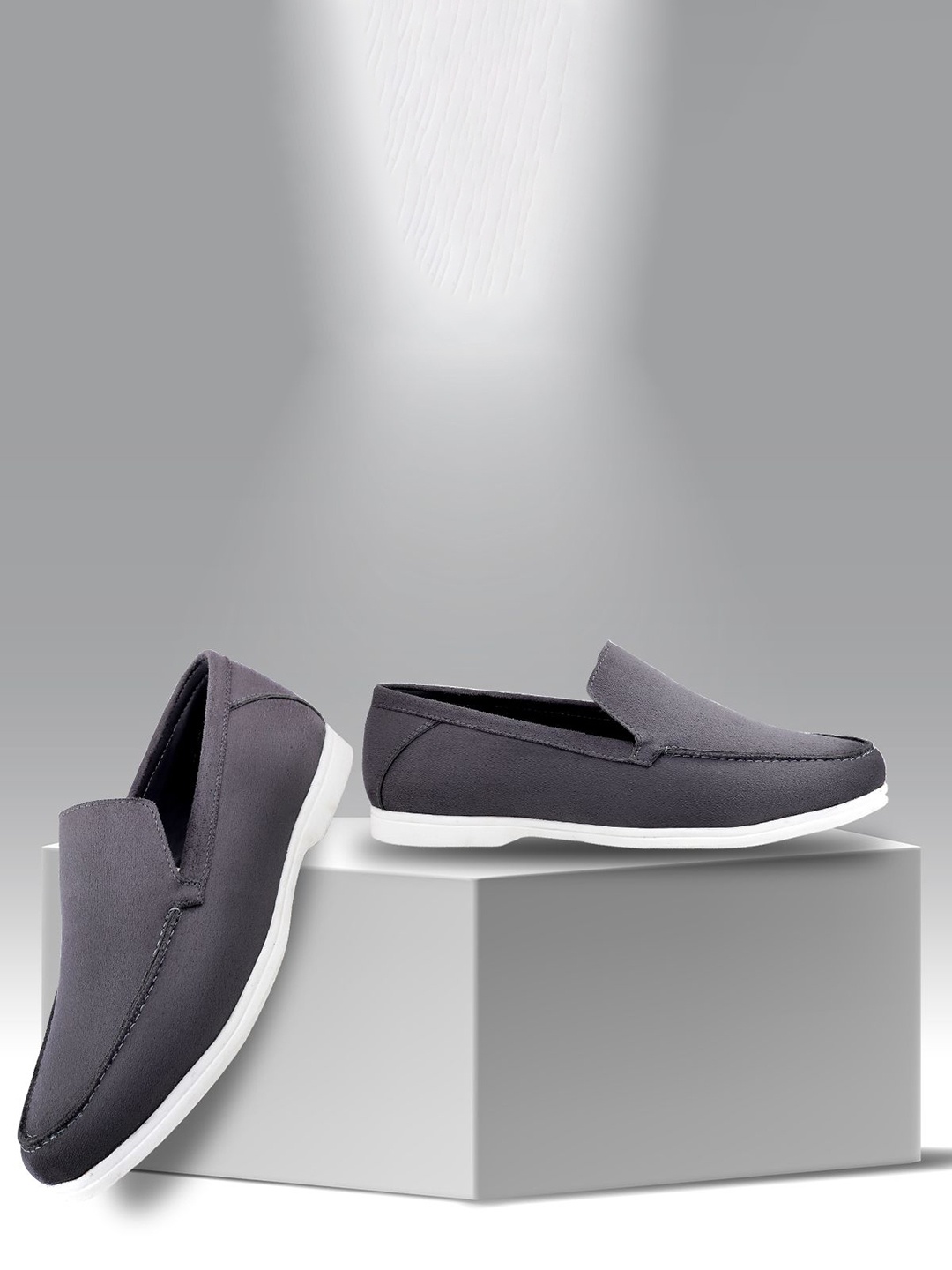 

Bxxy Men Leather Slip-On Sneakers, Grey