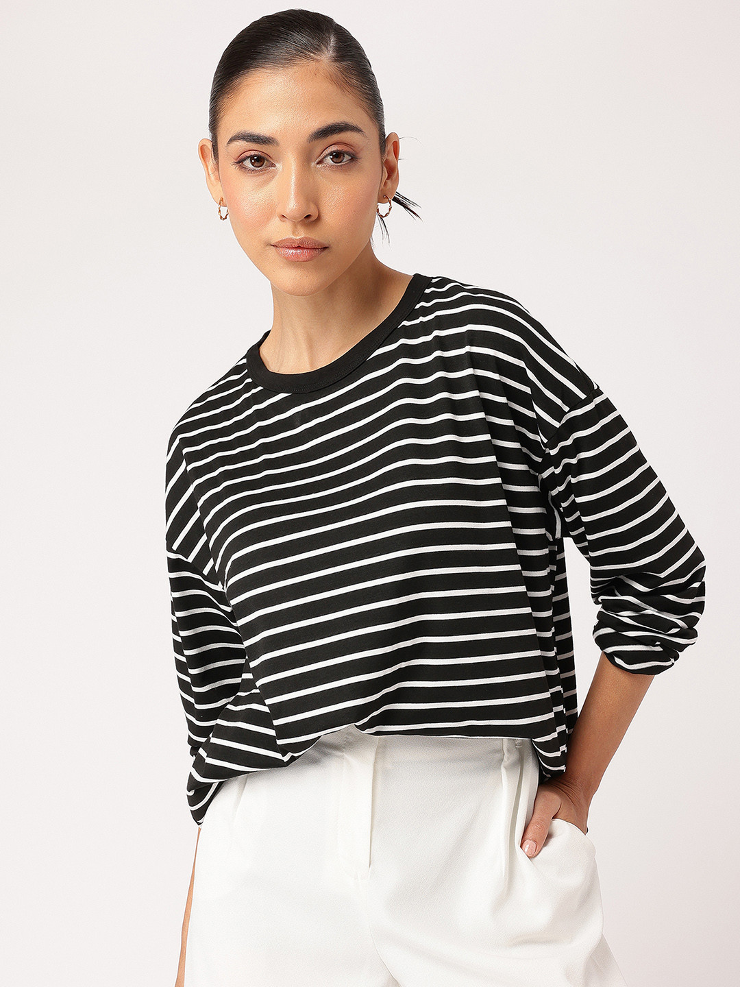 

DressBerry Stripe Play Monochrome Mania Oversize T-shirt, Black