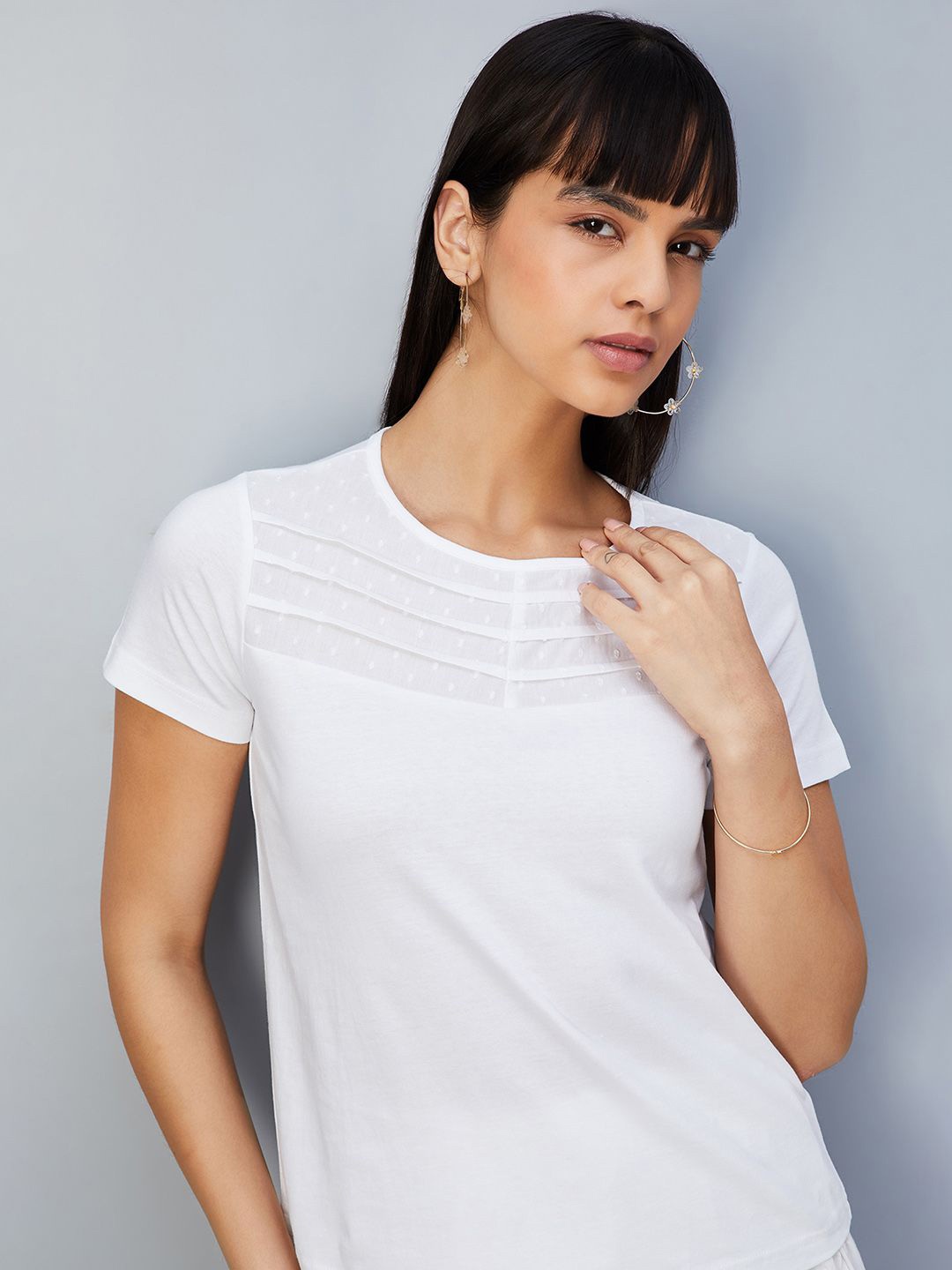 

max Women Solid Round Neck Cotton T-shirt, White