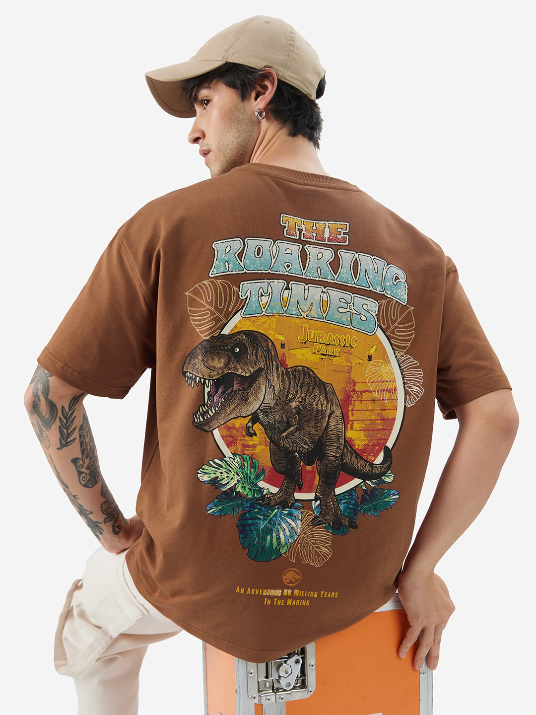 

The Souled Store Men Printed Oversized Pure Cotton T-shirt, Coffee brown