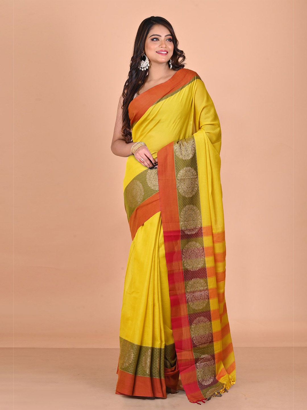 

Unnati Silks Handloom Narayan Peth Saree, Yellow