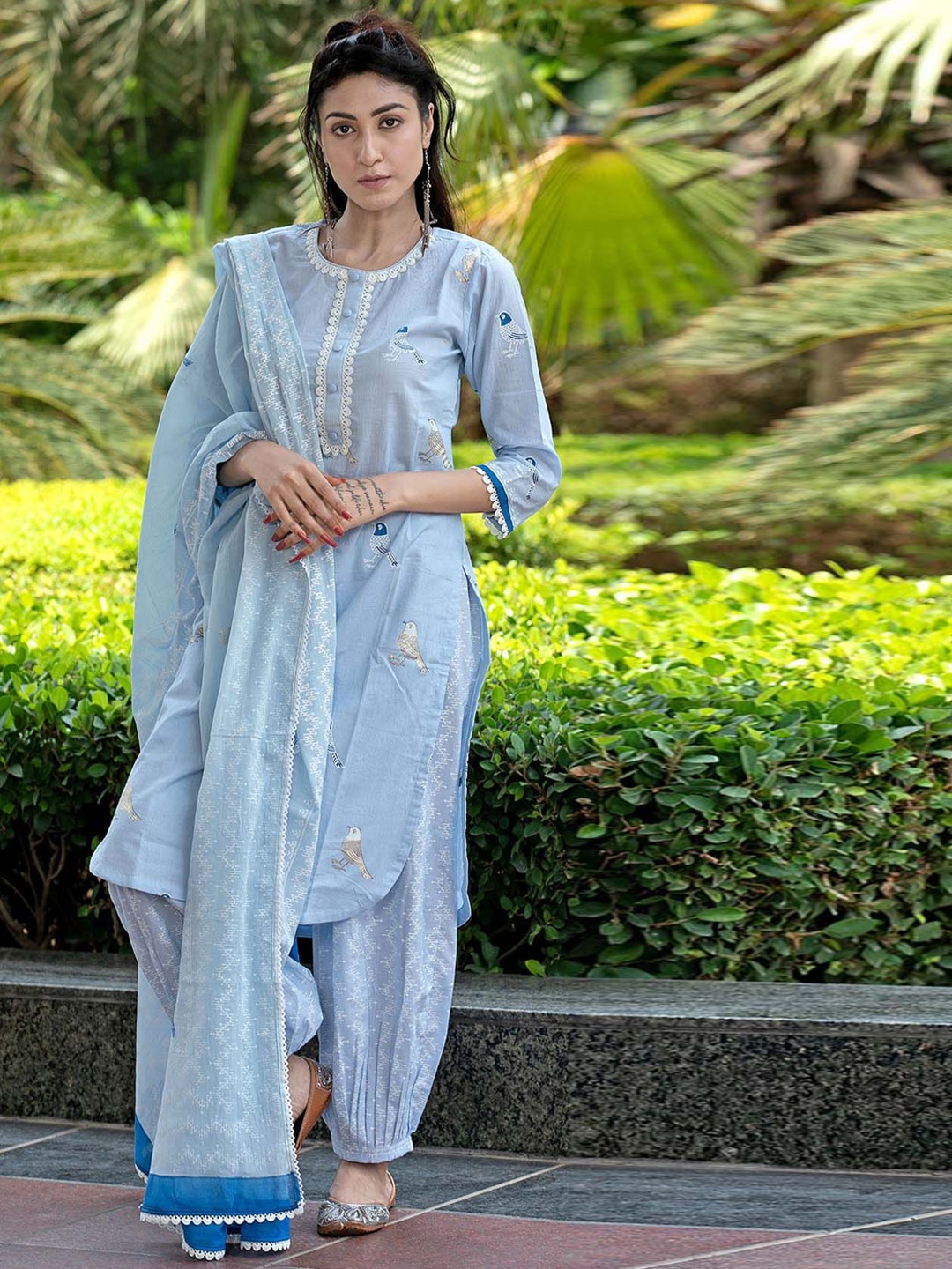 

KALINI Ethnic Motifs Printed Round Neck Straight Kurta with Trousers & Dupatta, Blue
