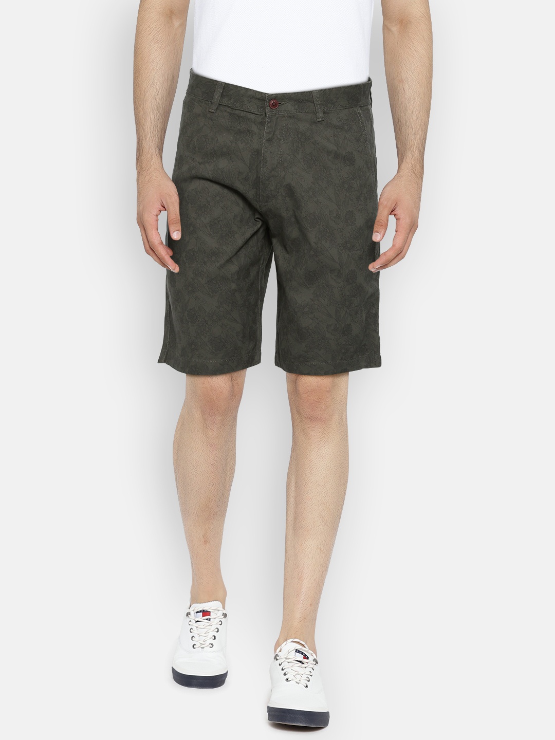 

Arrow Blue Jean Co. Men Green Printed Regular Fit Chino Shorts