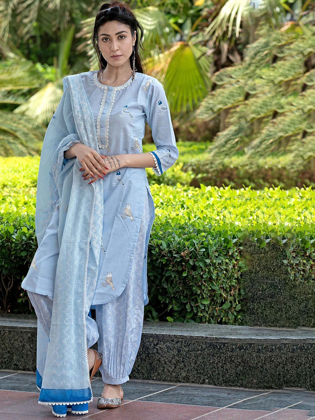 

Anni Designer Printed Regular Thread Work Kurta With Trousers & Dupatta, Blue