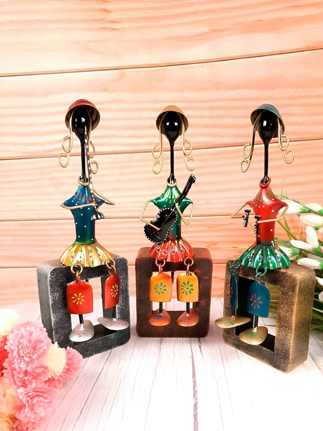 

apka mart Red & Green 3 Pieces Figurine Showpieces