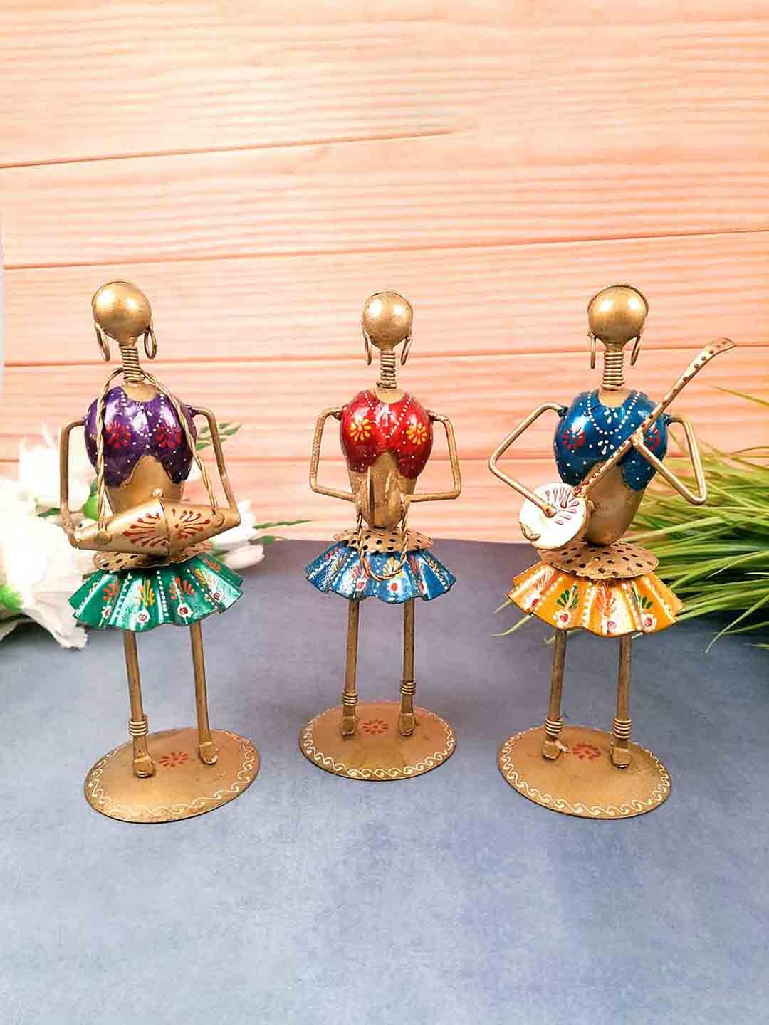 

apka mart Red & Blue 3 Pieces Figurine Showpieces