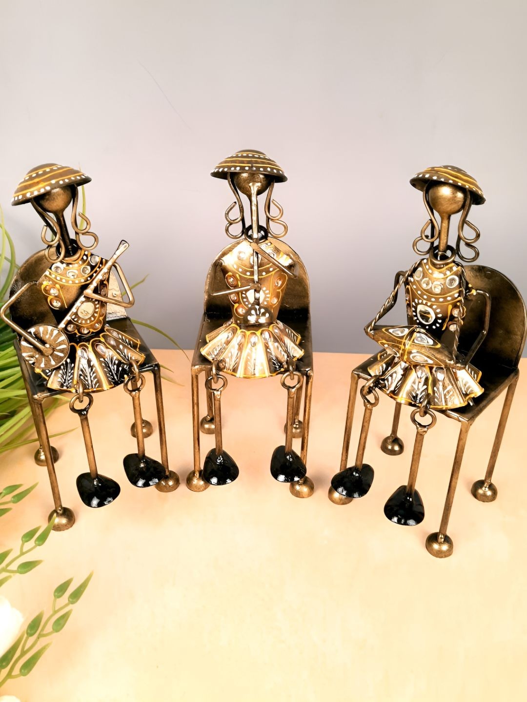 

apka mart Gold Toned & Black 3 Pieces Figurine Showpieces