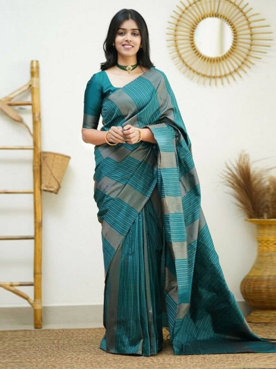 

ODETTE Striped Saree, Teal