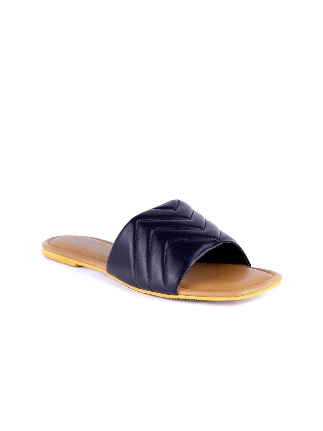 

Aarushi Chawla Women Open Toe Flats, Black