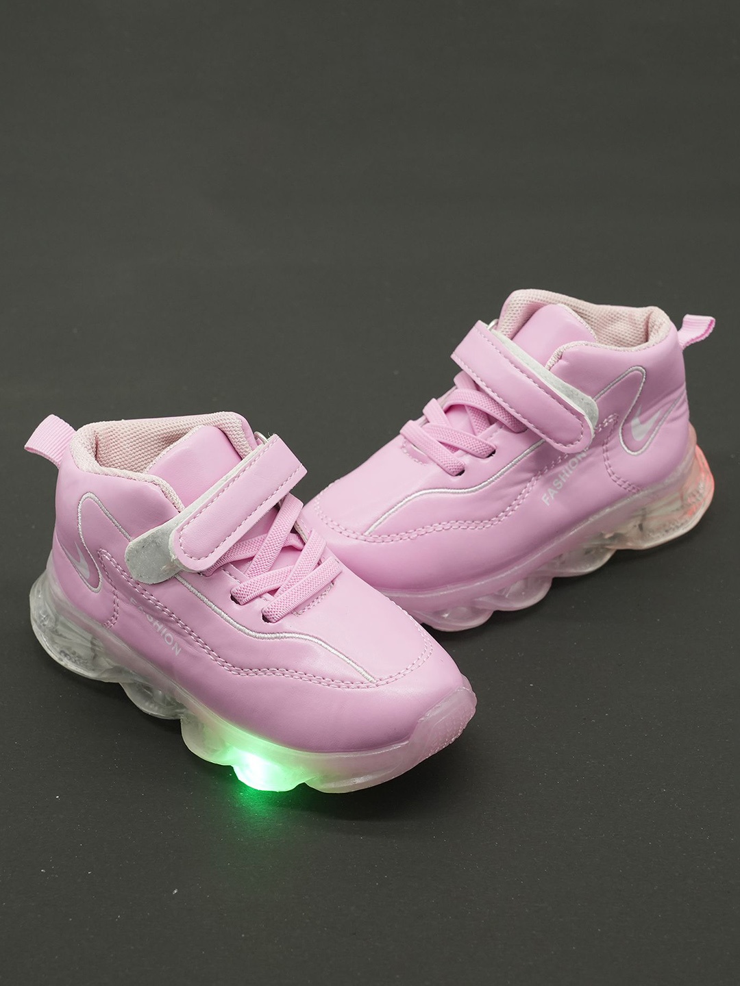 

BAESD Kids LED Sneakers, Pink