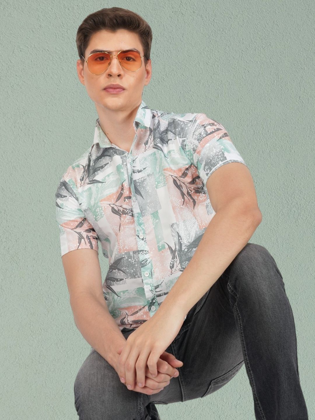 

BASE 41 Men Slim Fit Floral Opaque Printed Casual Shirt, Peach