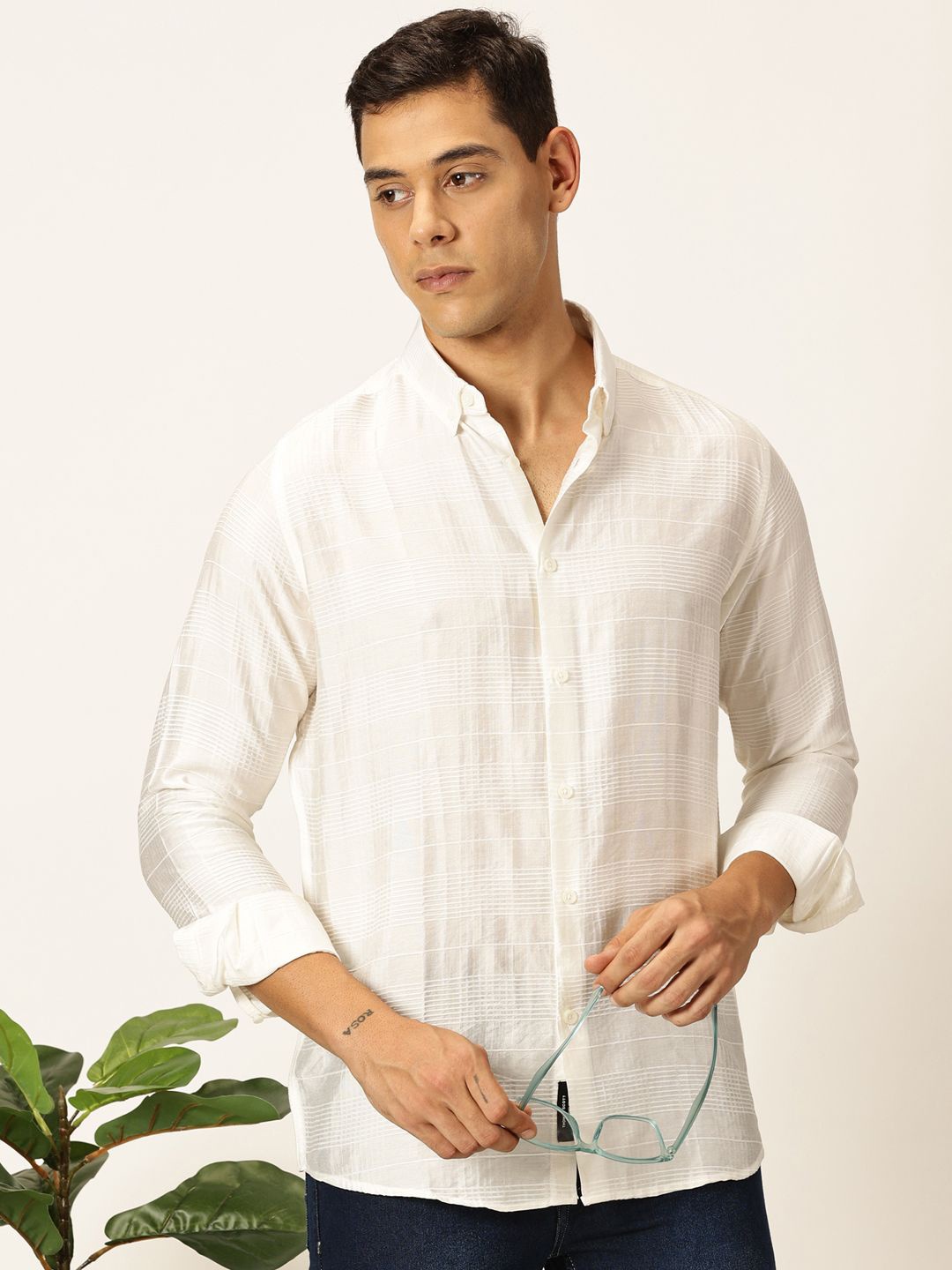 

Thomas Scott Men Premium Button-Down Collar Checked Slim Fit Casual Shirt, White