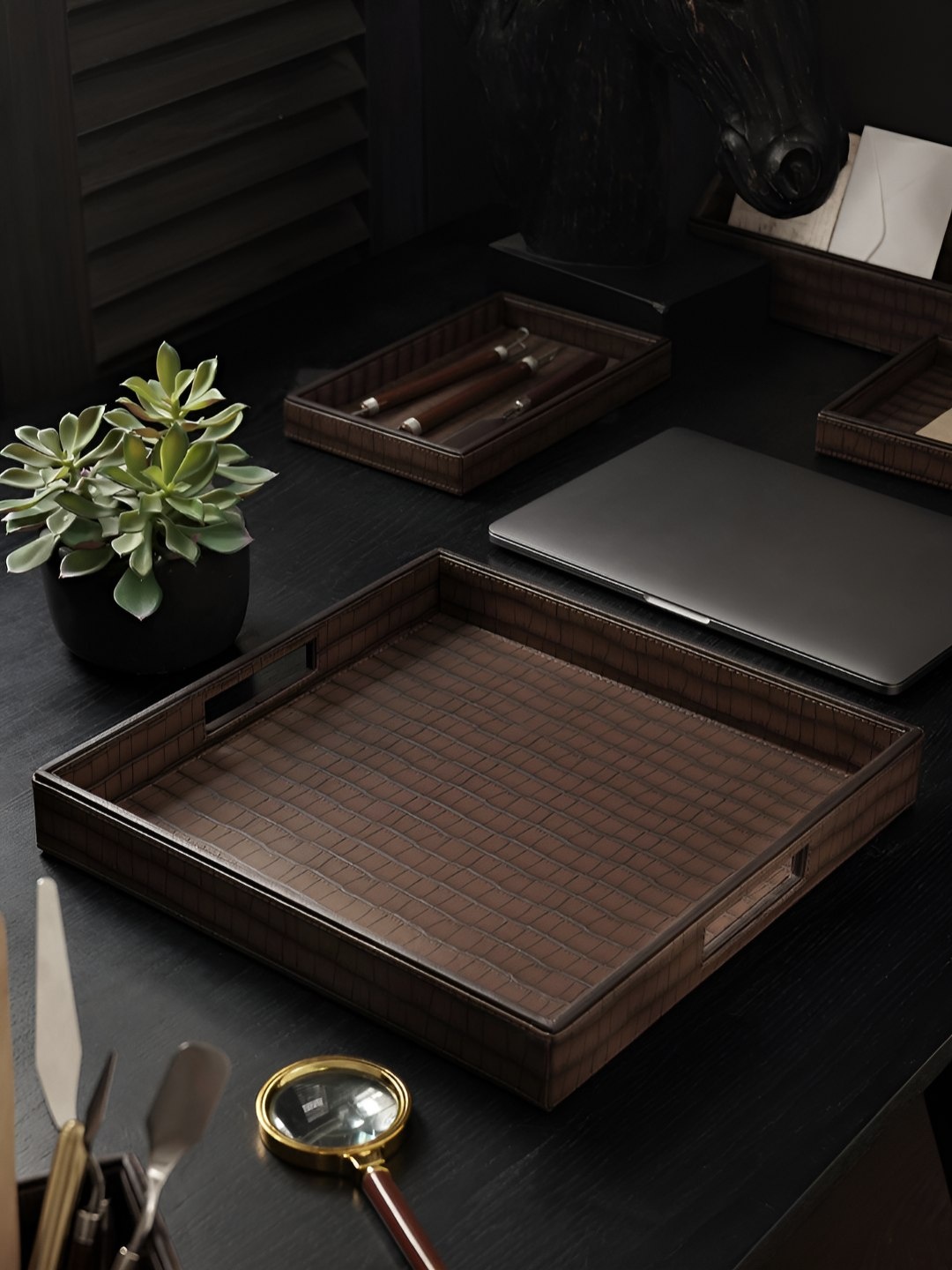 

Pure Home and Living Brown Textured Serving Tray