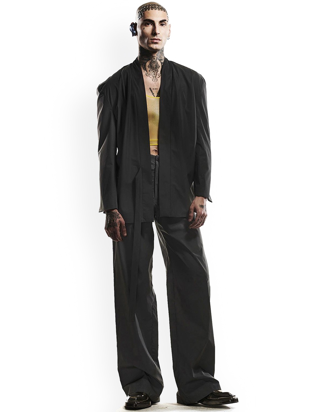 

BLONI Men Colourblocked Longline Bomber Jacket, Black