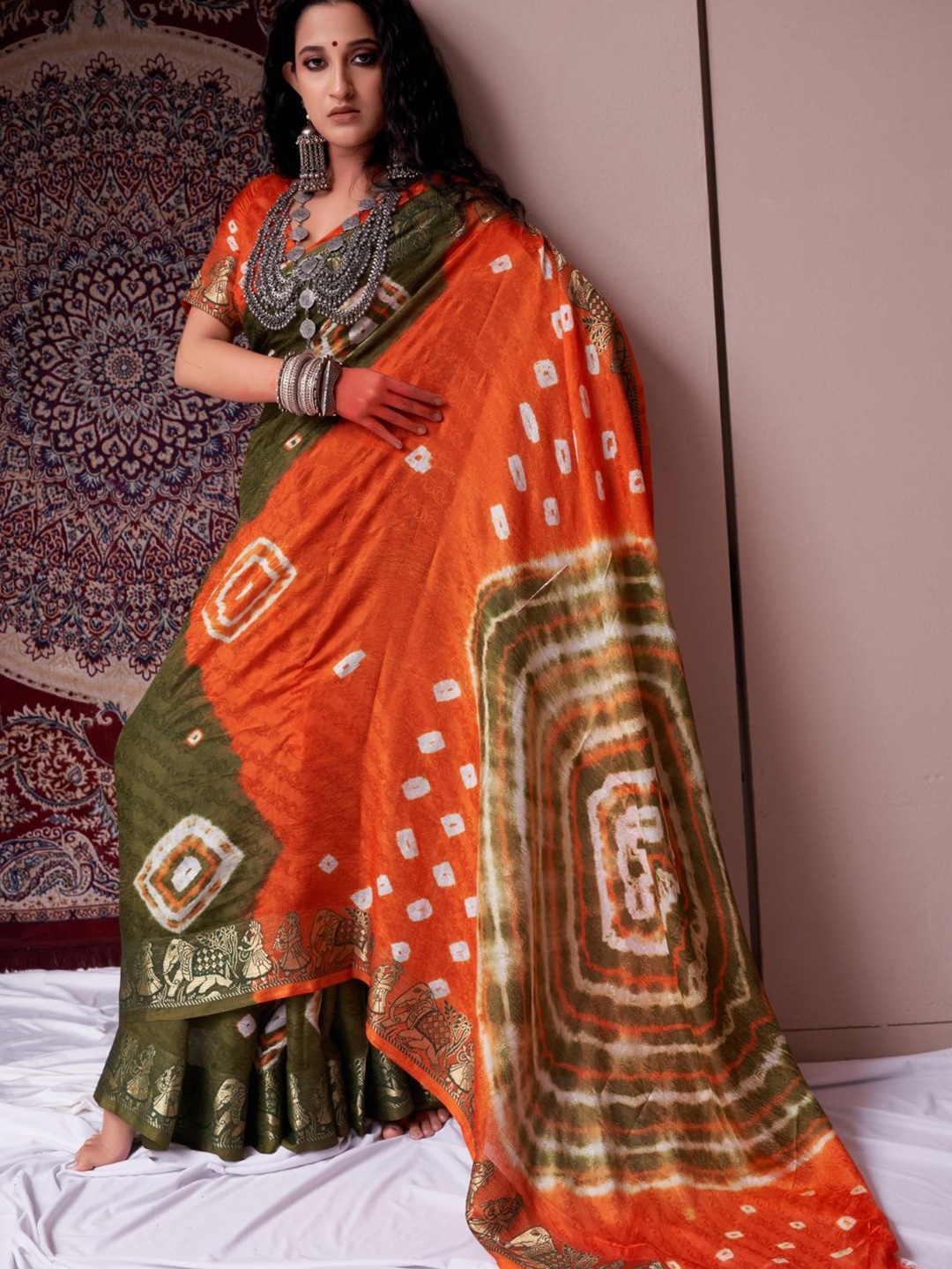 

Bandhanivilla Printed Zari Pure Silk Bandhani Saree, Green