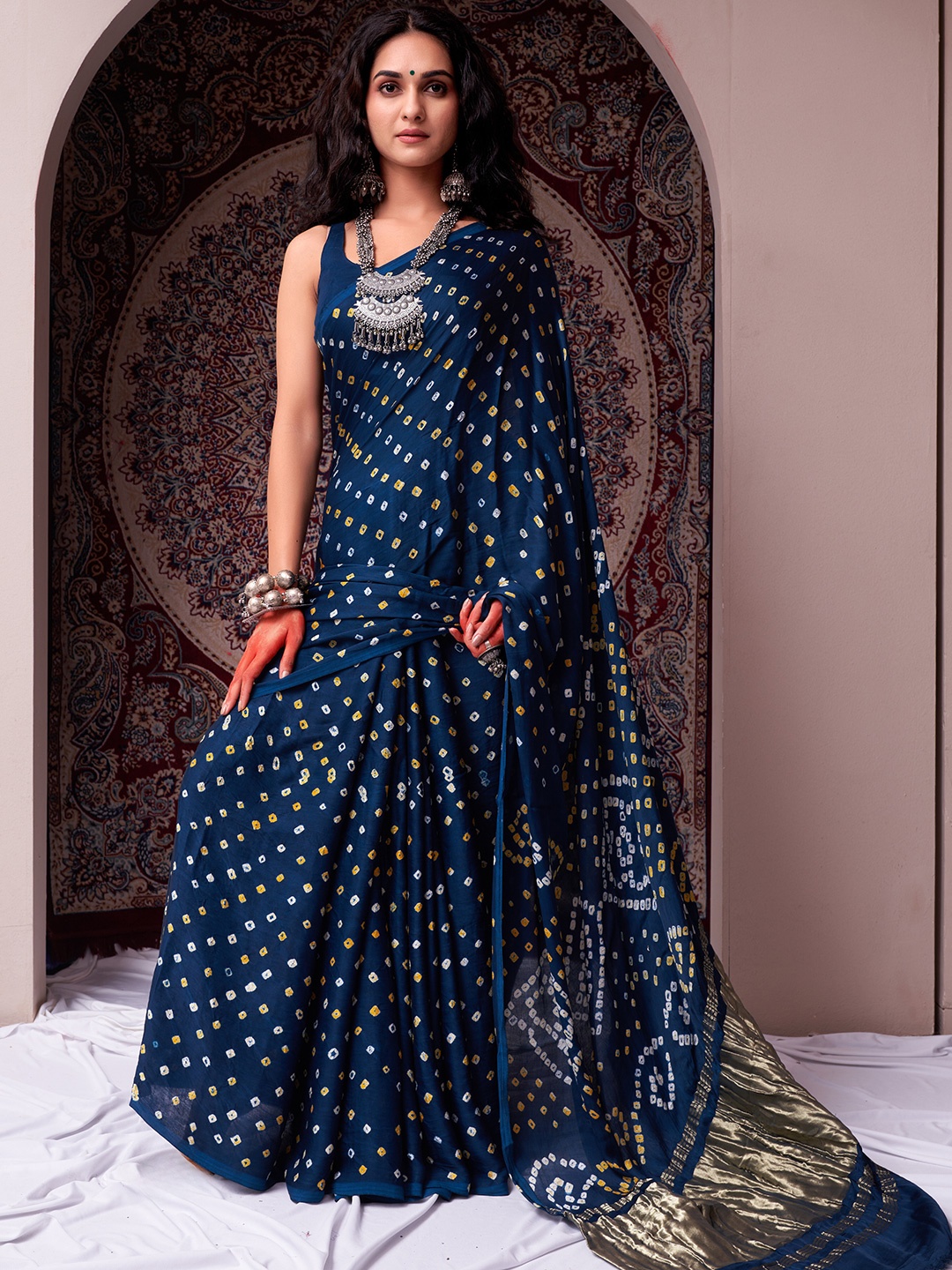 

Bandhanivilla Bandhani Zari Pure Silk Bandhani Saree, Navy blue