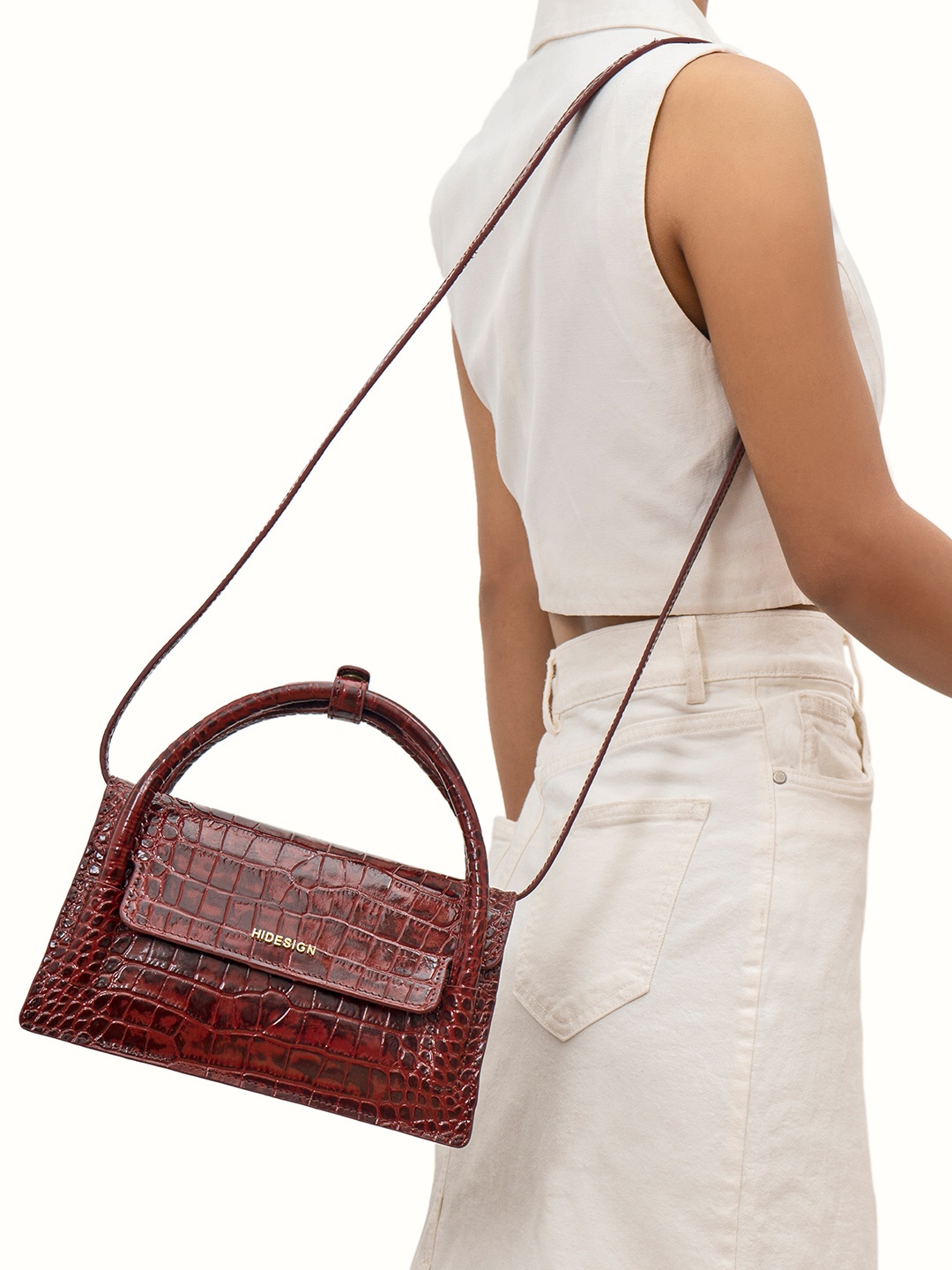 

Hidesign Textured Structured Leather Shoulder Bag, Red