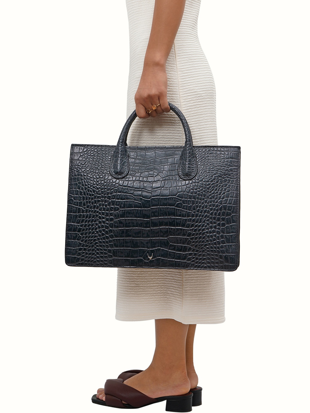 

Hidesign Fiumicino-01 Textured Leather Briefcase, Navy blue