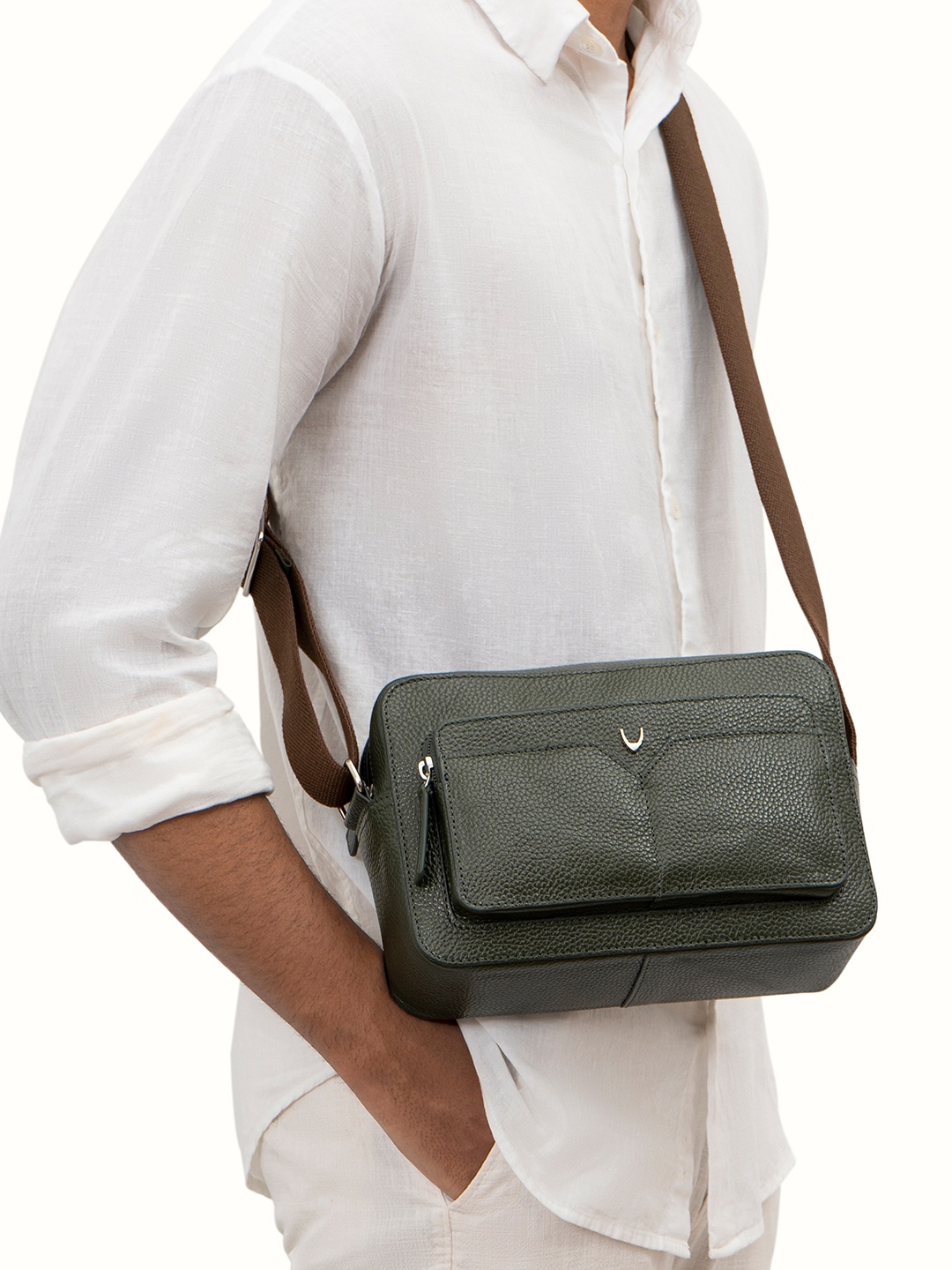 

Hidesign Changi-02 Textured Leather Messenger Bag, Olive