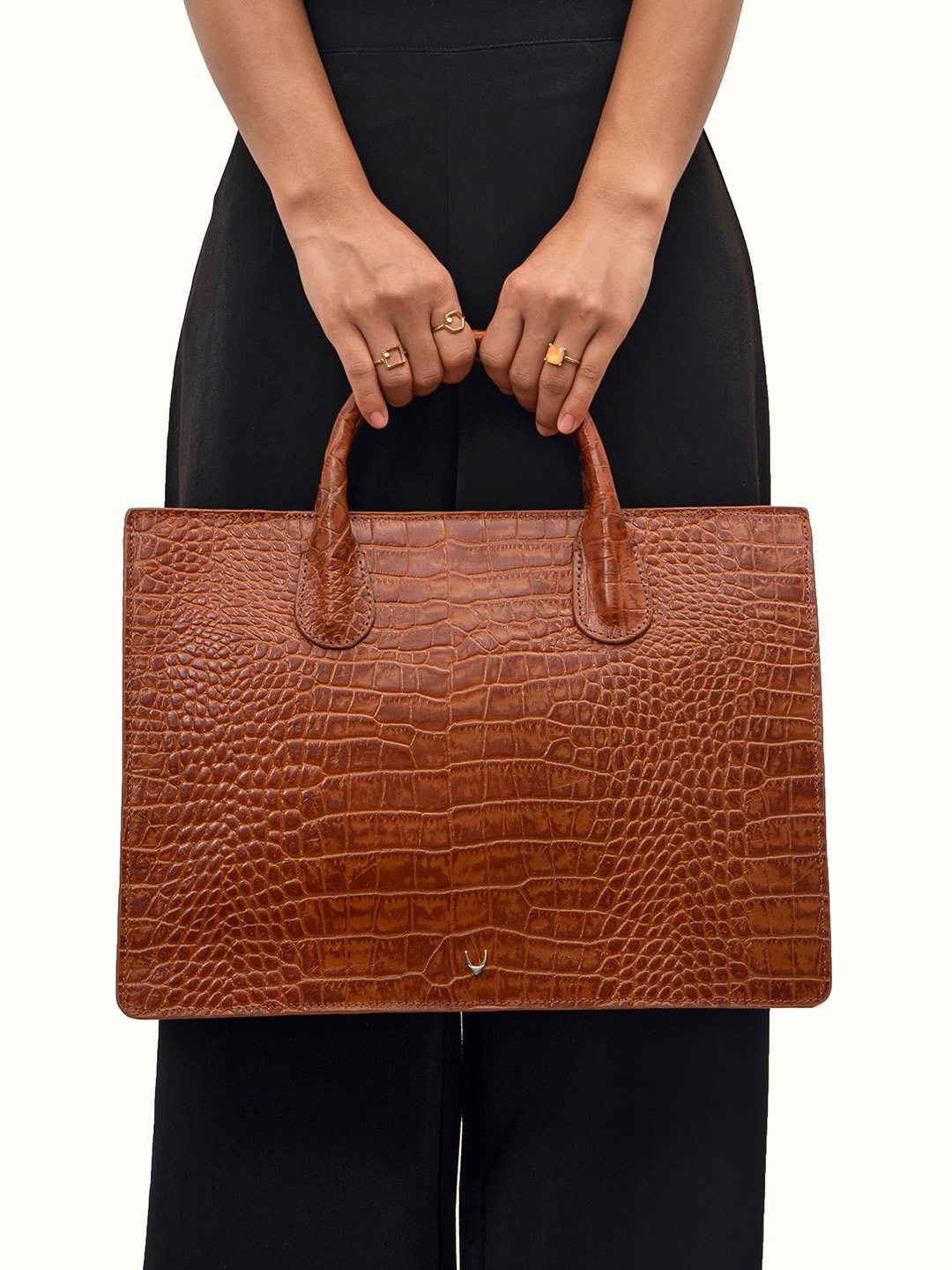 

Hidesign Men Textured Leather Briefcase, Tan