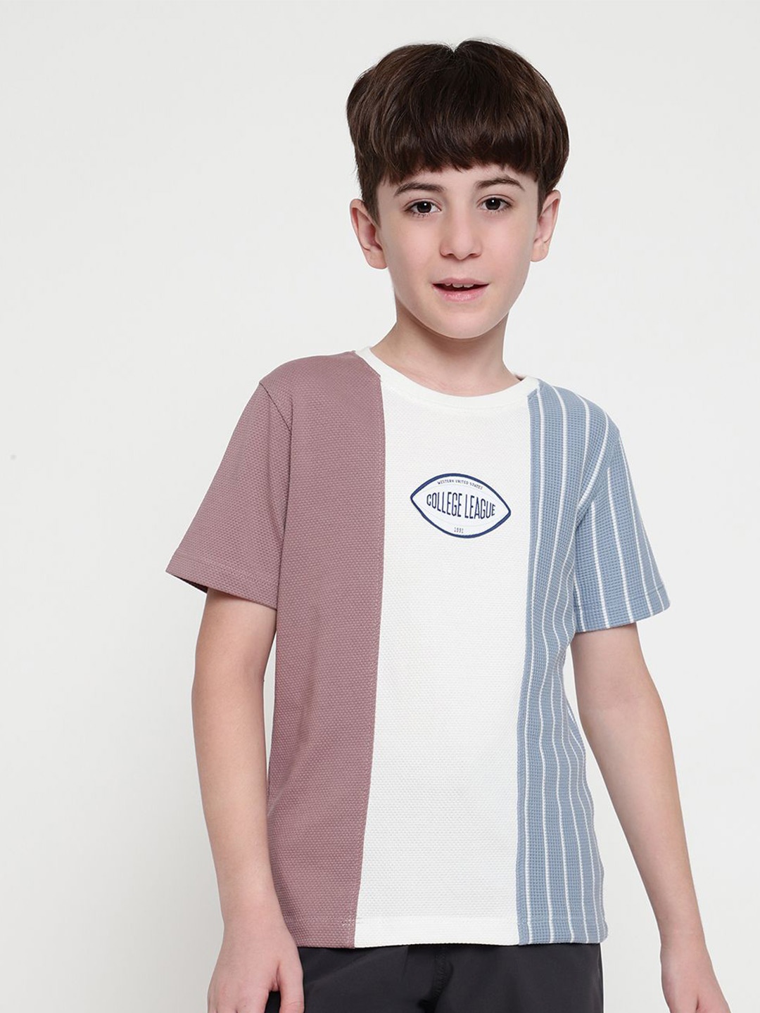 

Octave Boys Round Neck Colourblocked T-shirt, Coral