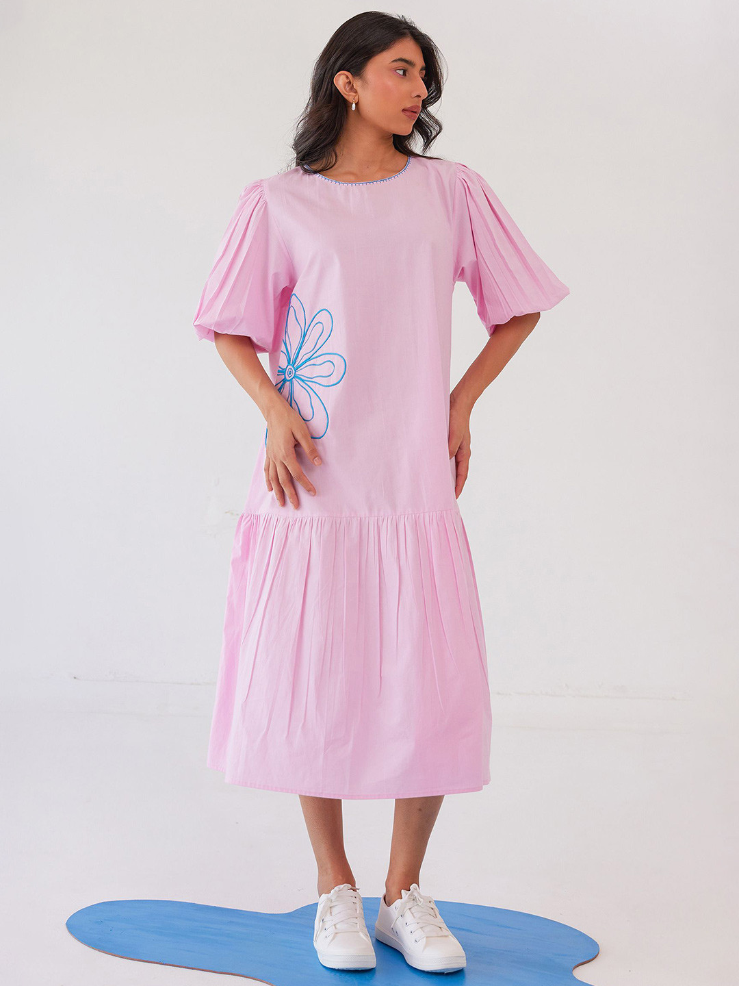 

PINK CACTII Flared Sleeve Drop-Waist Midi Dress