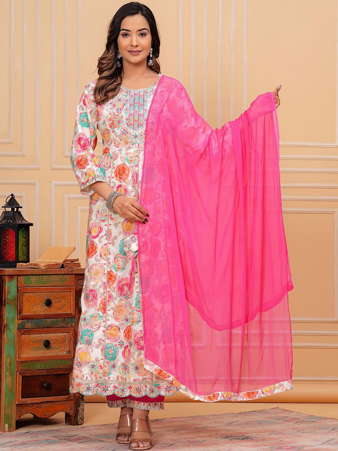 

KALINI Floral Printed Round Neck Regular Gotta Patti Kurta ,Trousers & Dupatta, Pink