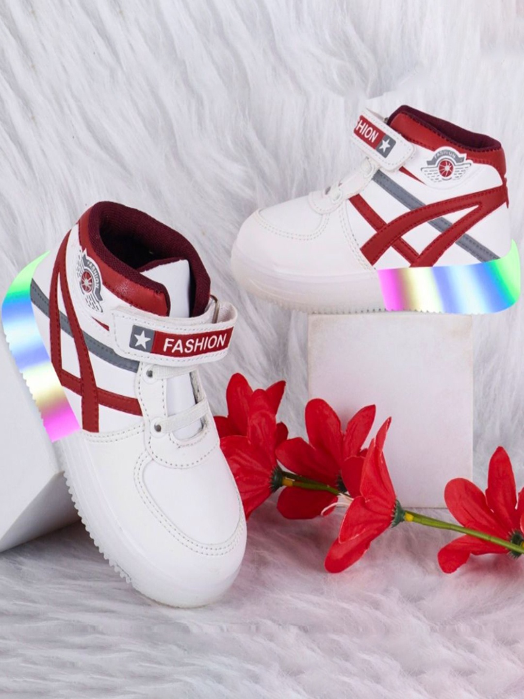 

BAESD Kids Round Toe Lightweight LED Sneakers, White