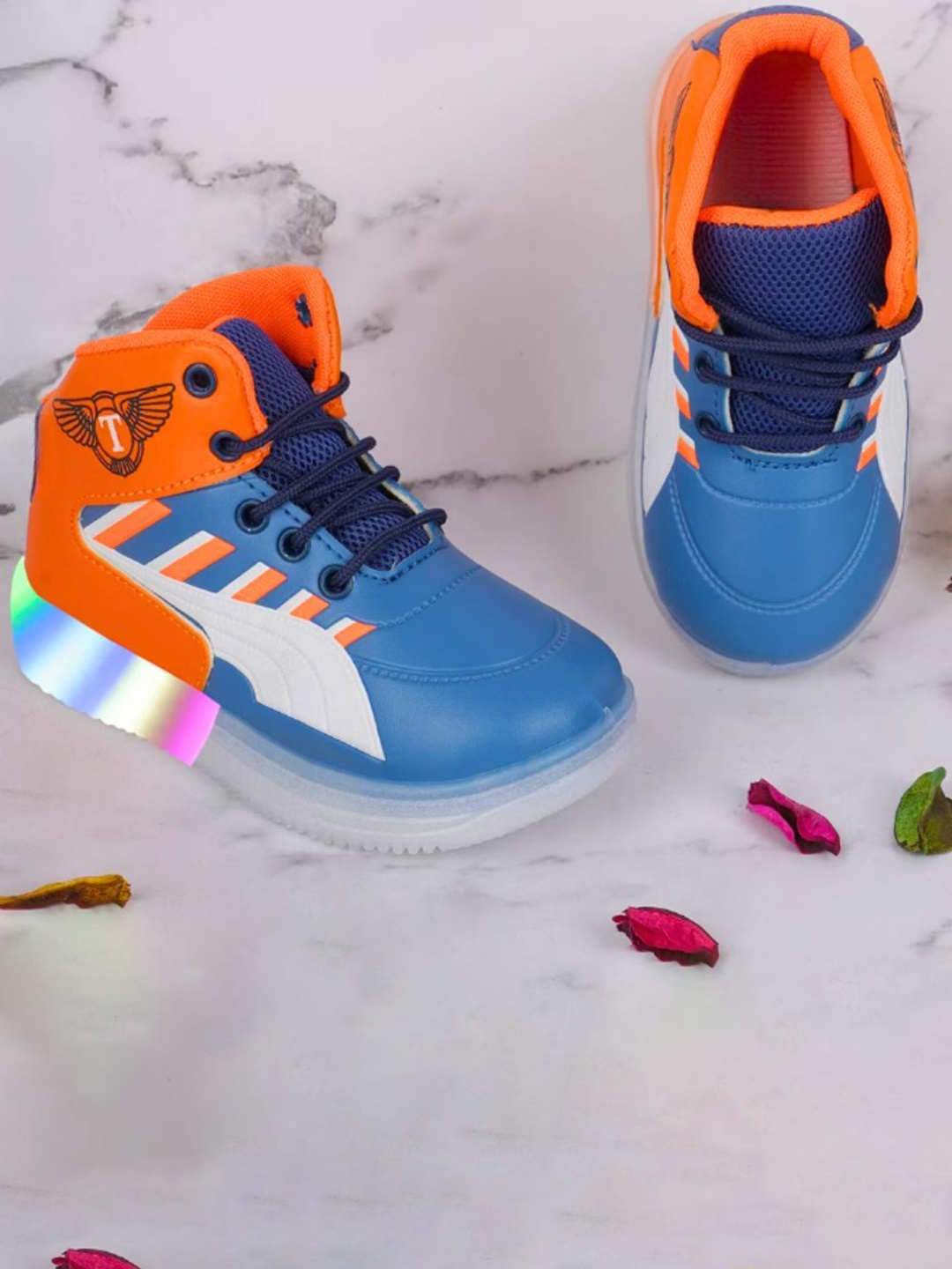 

BAESD Kids Round Toe Lightweight LED Sneakers, Orange