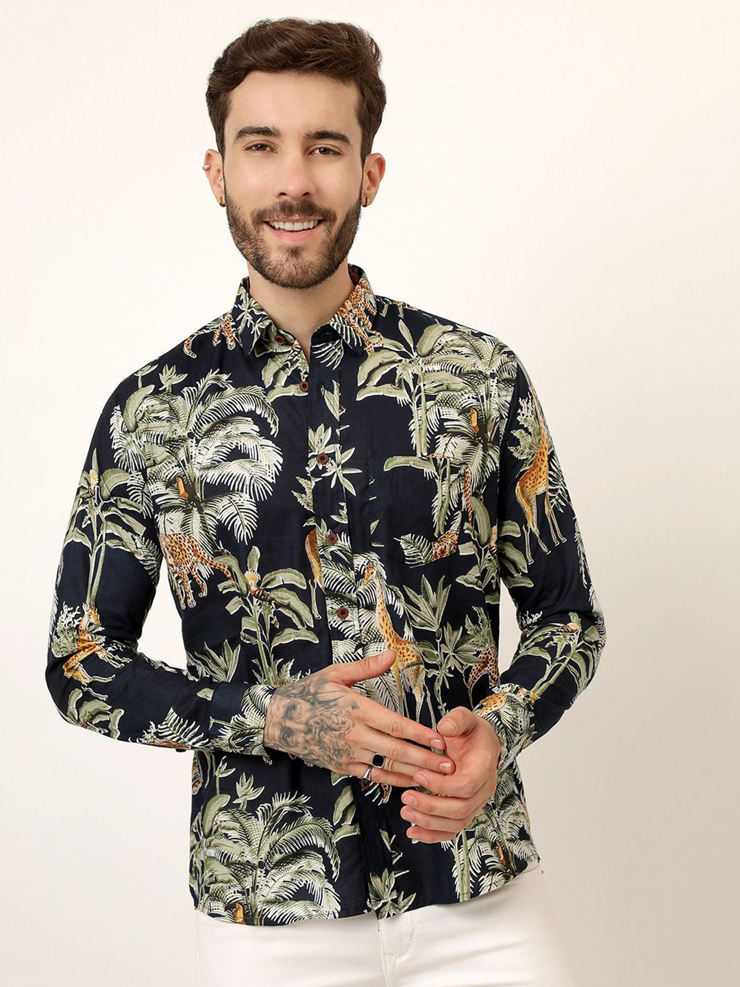 

SPS Men Relaxed Flora Printed Slim Collar Casual Shirt, Blue