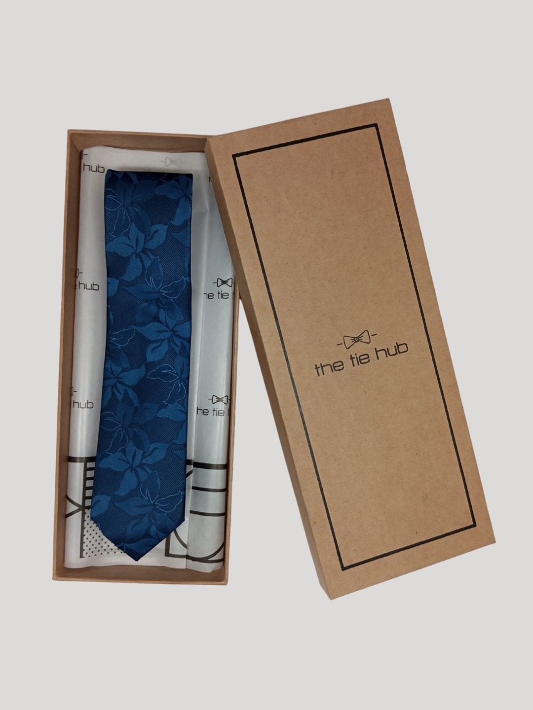

The Tie Hub Men Printed Silk Skinny Tie, Blue