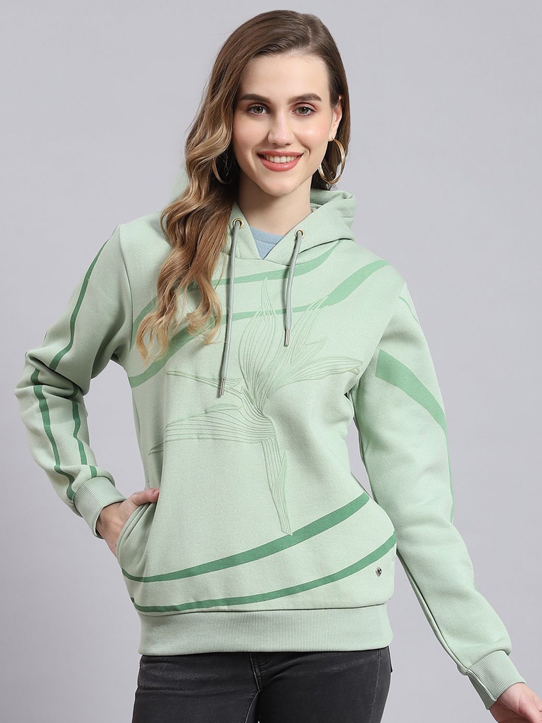 

Monte Carlo Women Printed Hooded Sweatshirt, Green