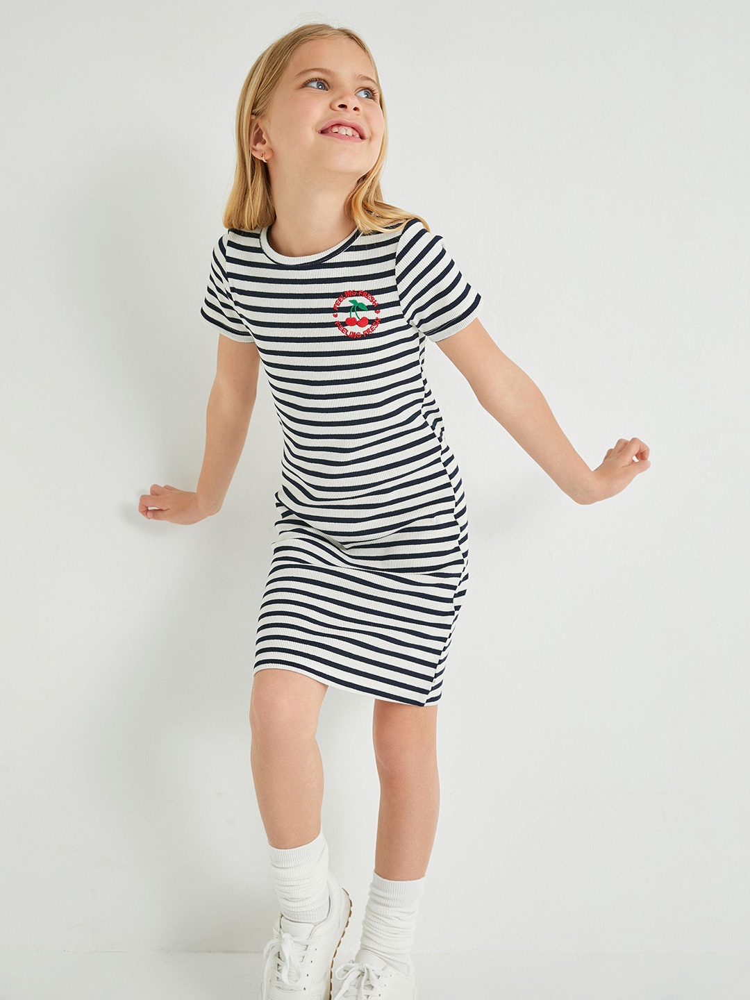 

Koton Girls Striped Round Neck Short Sleeves Polyester Casual T-shirt Above Knee Dress, Navy blue