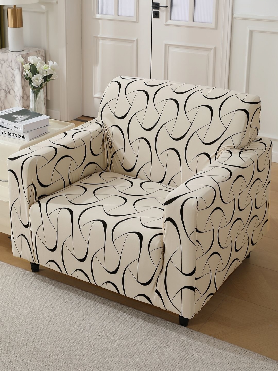 

HOKIPO Beige & Black Geometric Printed Stretchable Sofa Cover With Arms