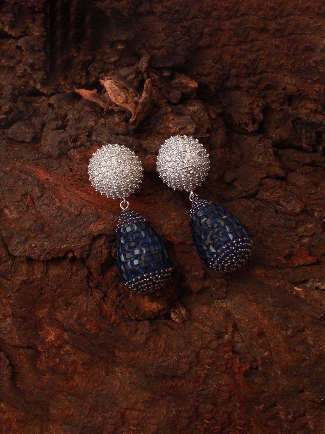 

Mirana Rhodium-Plated Contemporary Drop Earrings, Silver