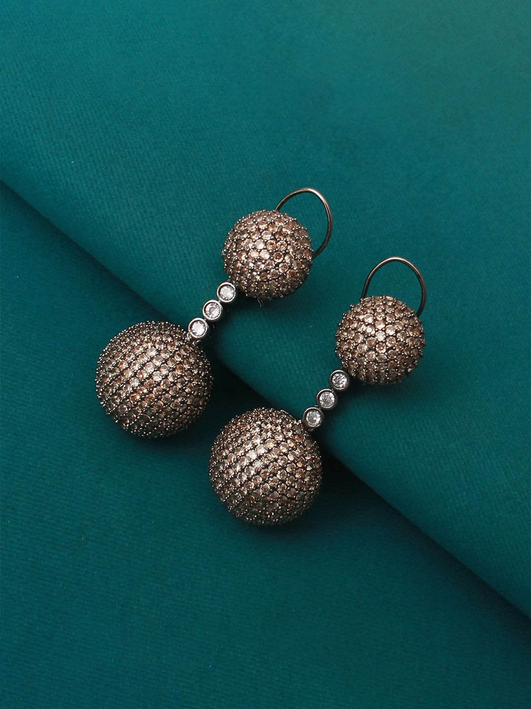 

Mirana Rhodium-Plated Contemporary Drop Earrings, Silver