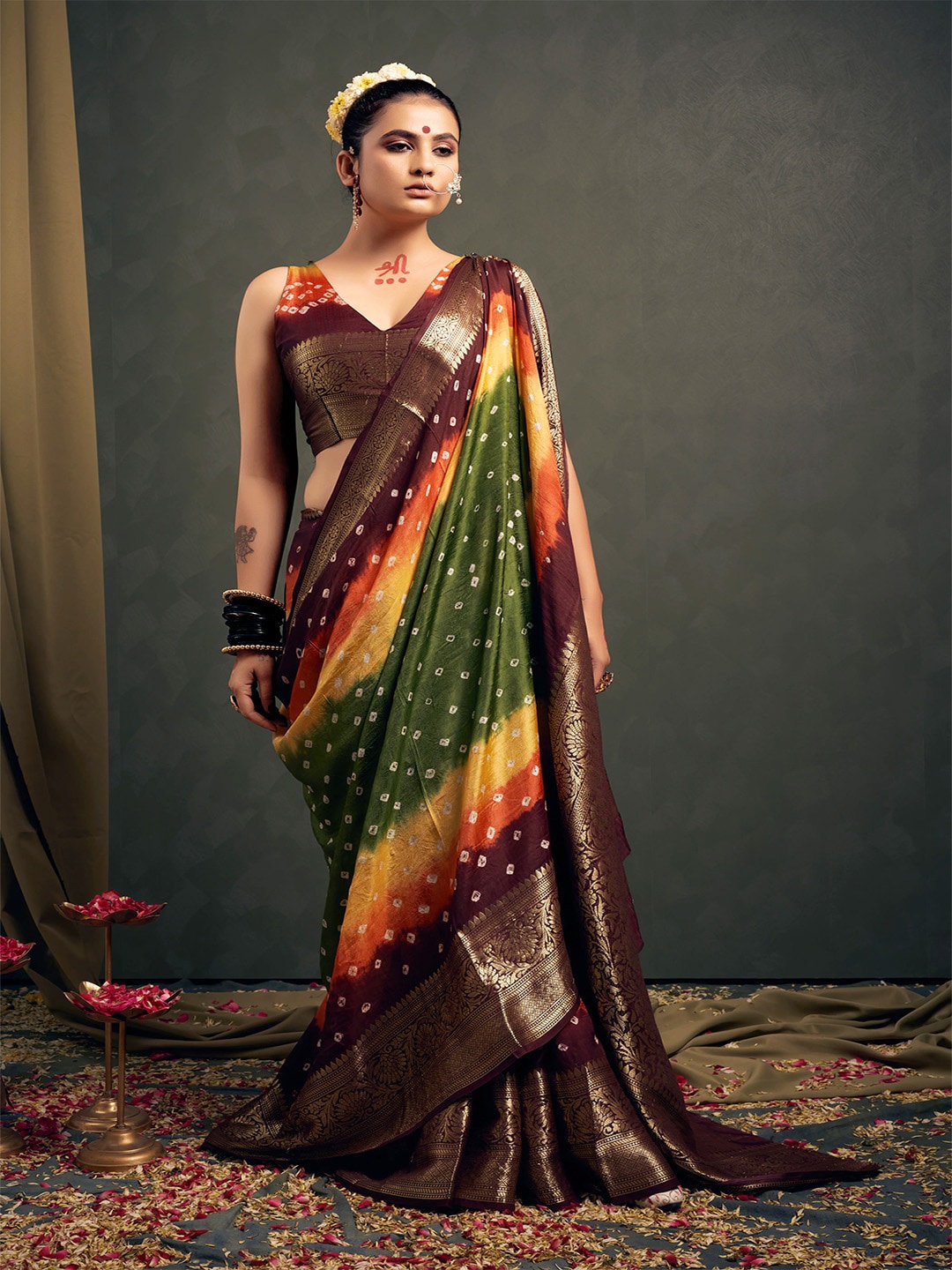 

Anouk Zari Woven Bandhani Print Saree, Green