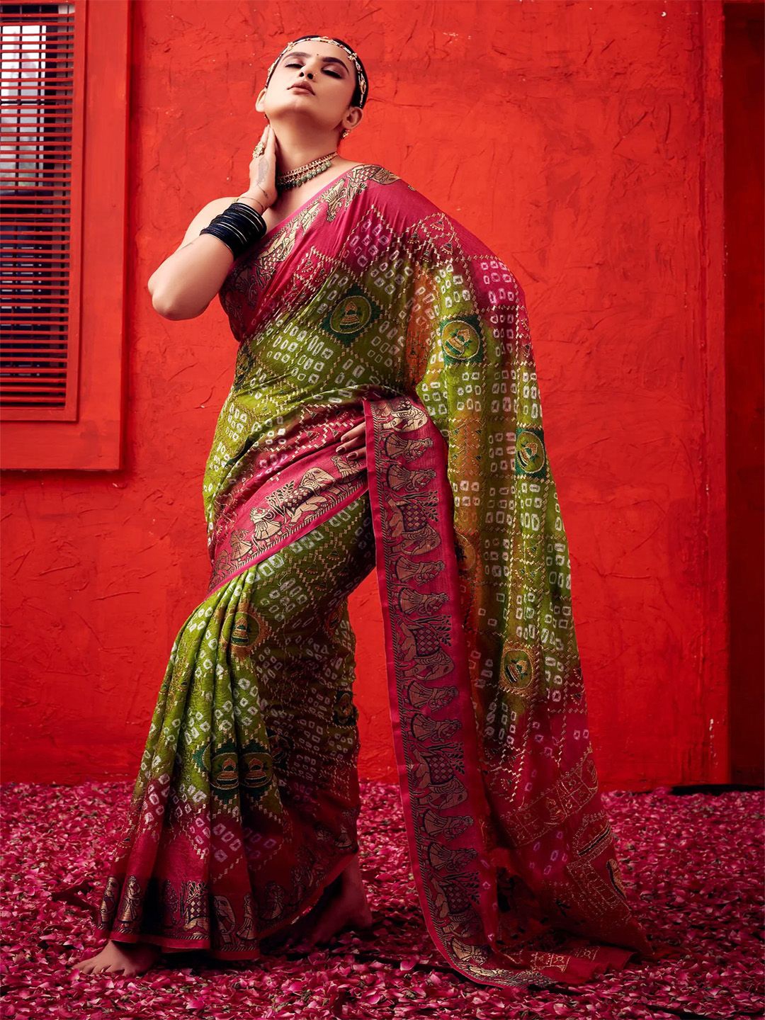

Anouk Ethnic Motif Zari Woven Bandhni Print Saree, Green