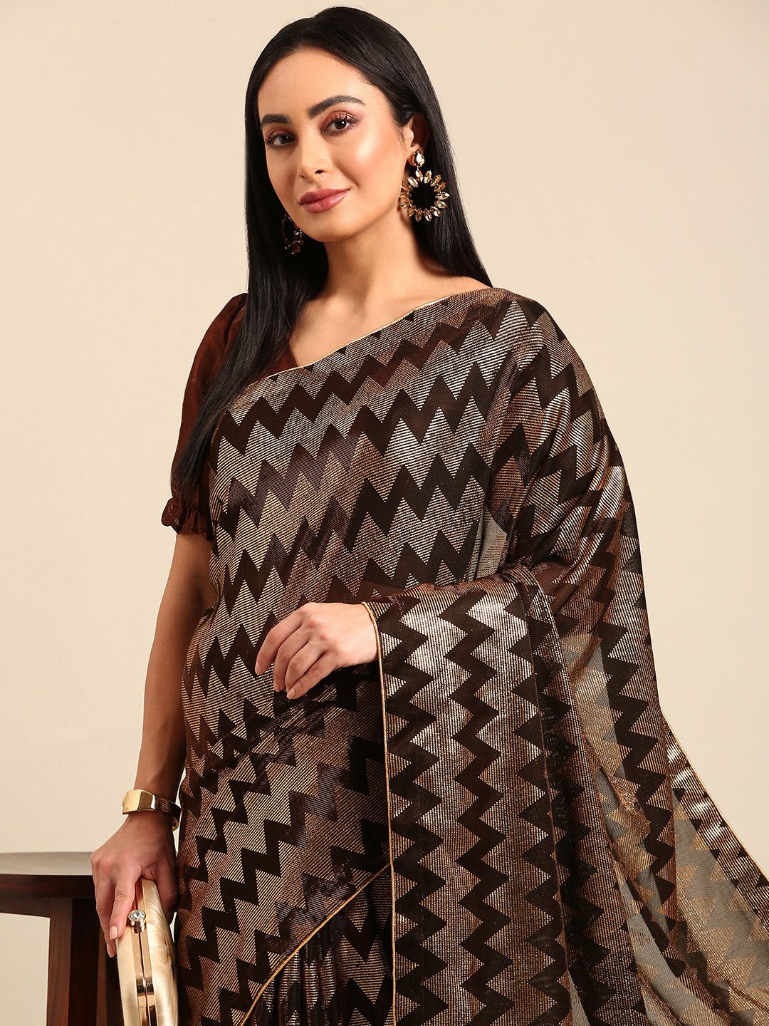 

Indian Women Geometric Zari Woven Saree, Coffee brown