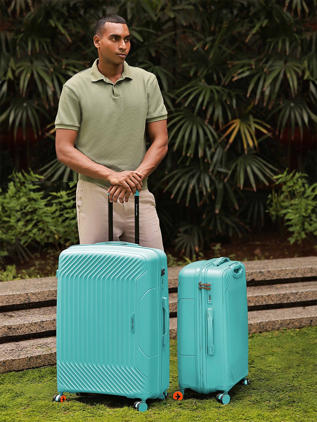 

Nasher Miles Coorg Hard-Sided Polypropylene Set of 2 M/L Teal Trolley Bags 65-75cm, Green