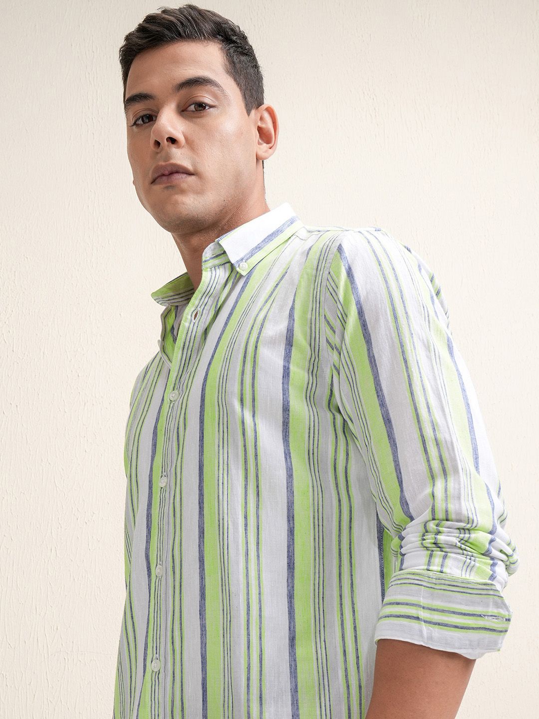 

LOCOMOTIVE Luxe Men Dobby Textured Stripped Button Down Day Shirt, Blue