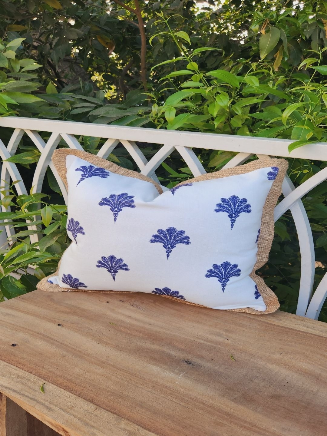 

THROWPILLOW White & Blue Floral Printed Rectangle Cushion Covers