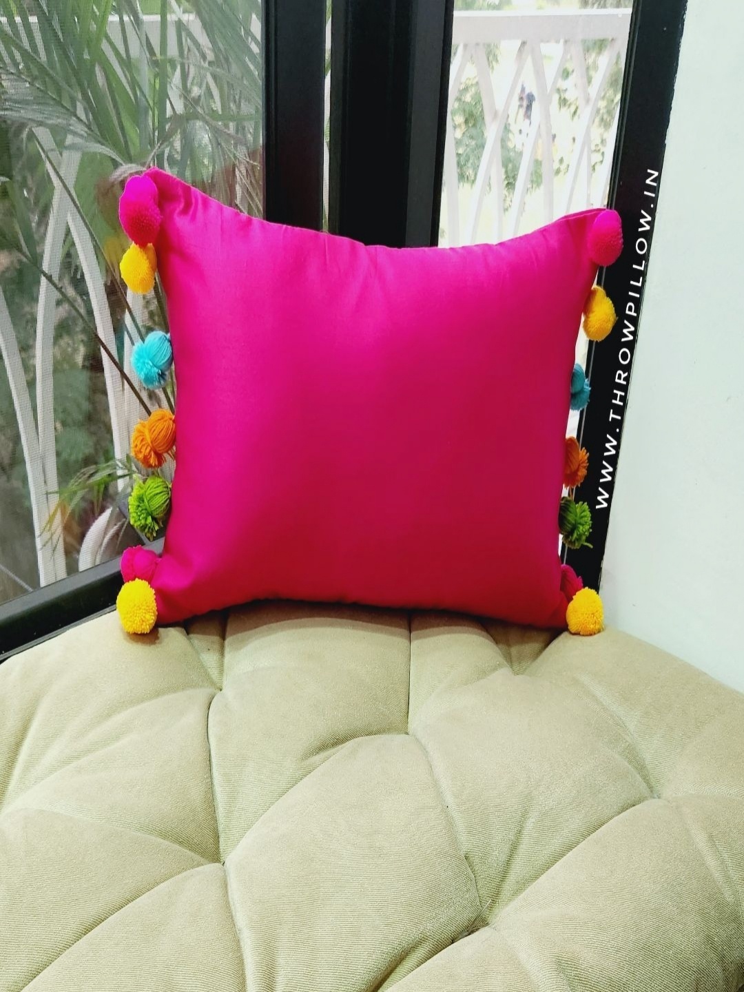 

THROWPILLOW Pink & Green Tasselled Square Cushion Cover