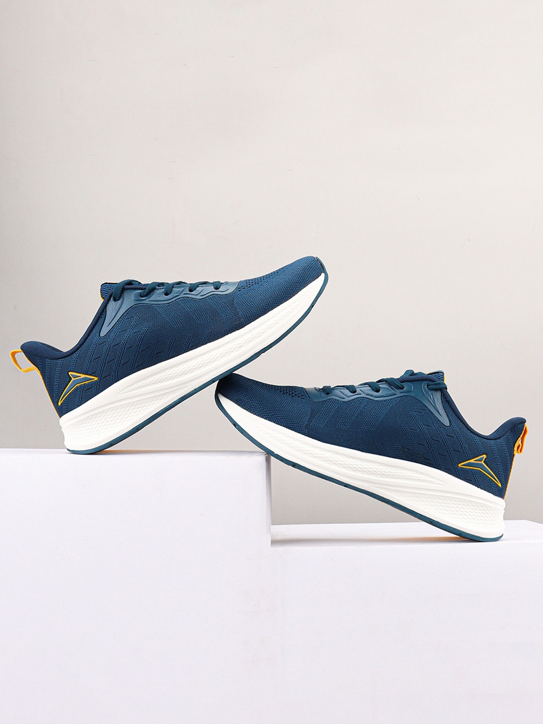 

JQR Men Mesh Running Non-Marking Shoes, Blue