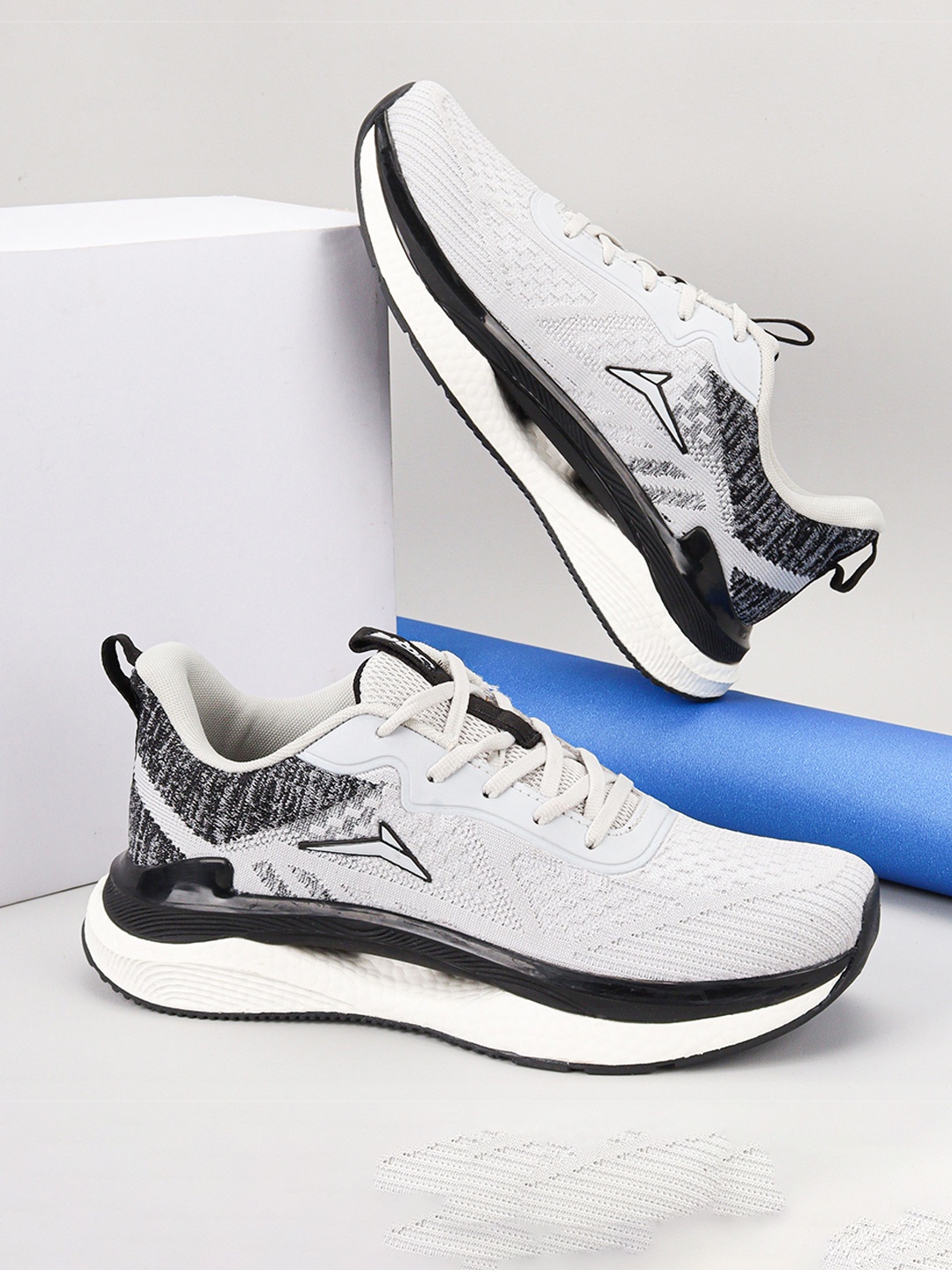

JQR Men Mesh Running Non-Marking Shoes, Grey