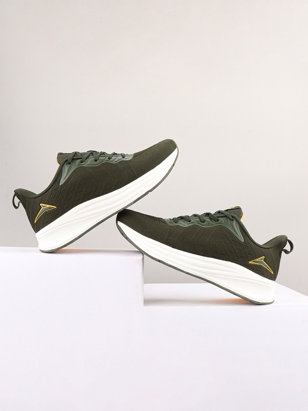

JQR Men Mesh Running Non-Marking Shoes, Olive