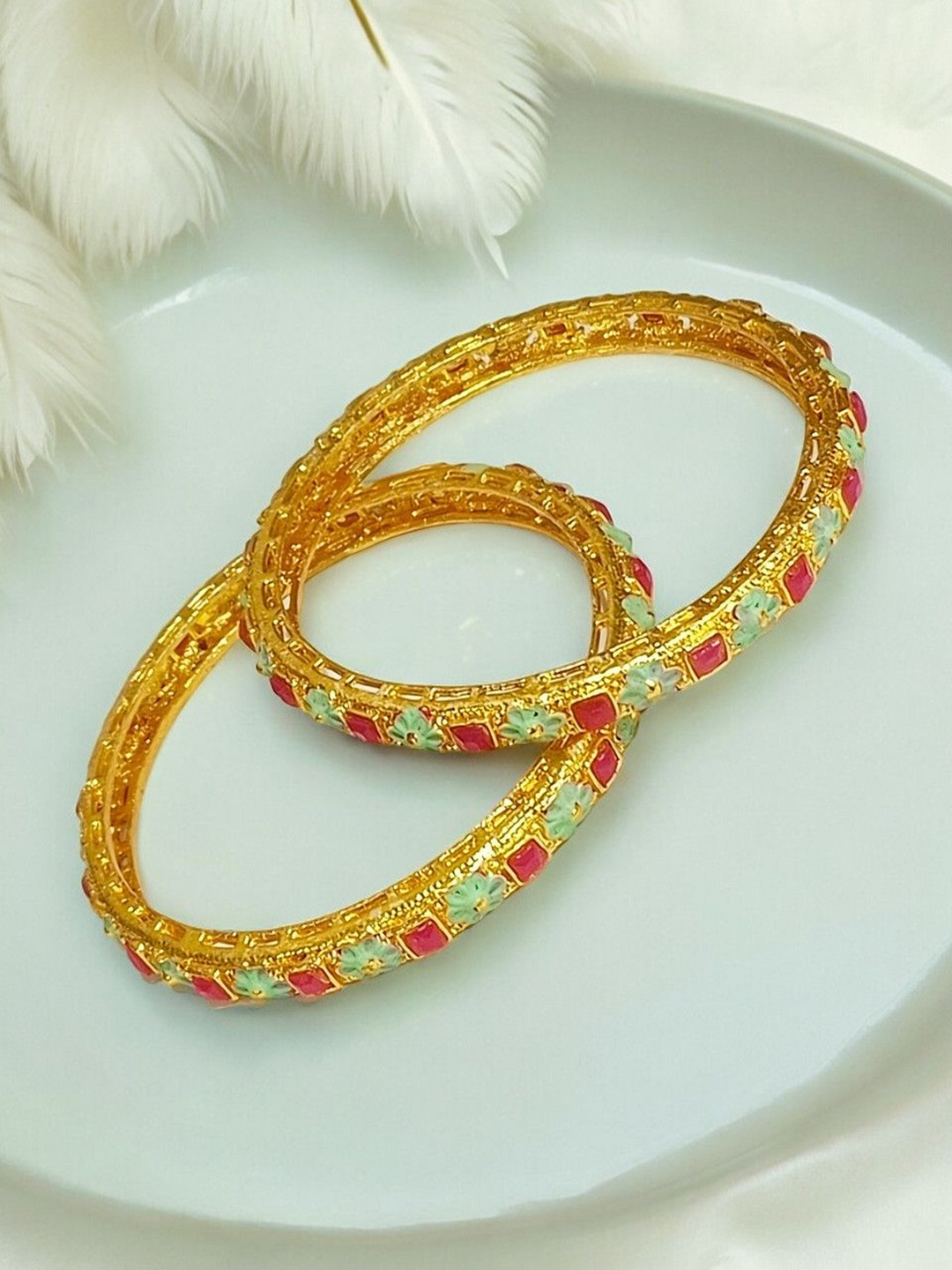 

FEMMIBELLA Set Of 2 Gold Plated Kundan Studded Bangles