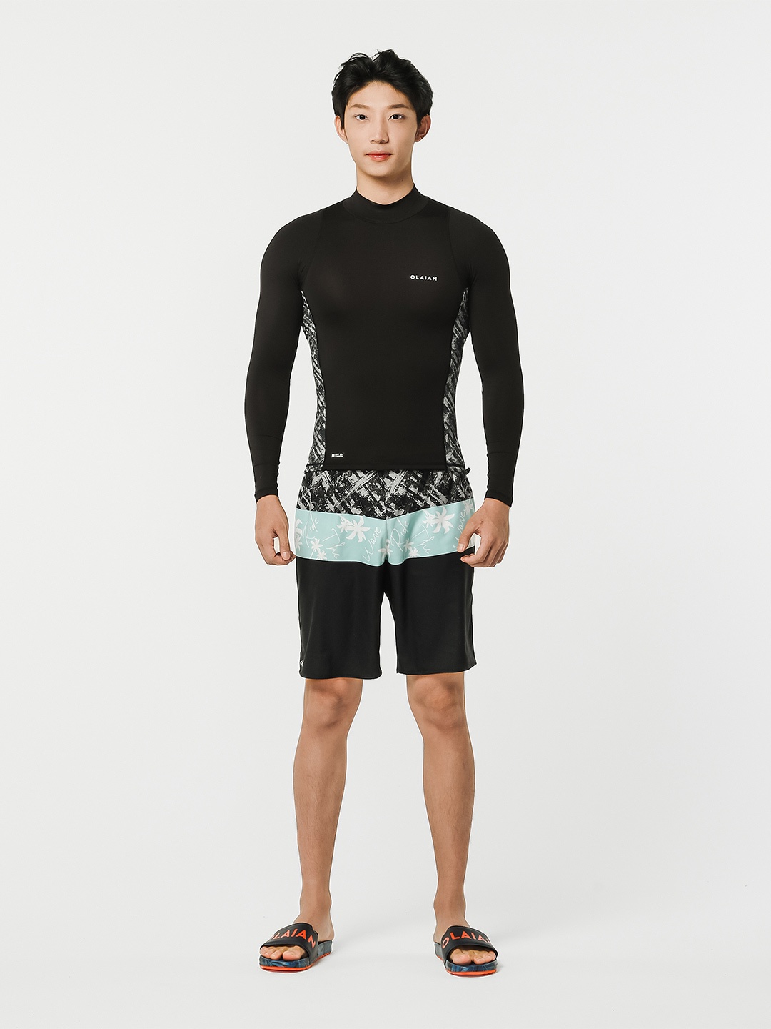 

OLAIAN By Decathlon Men Abstract Printed Swim Shorts, Black