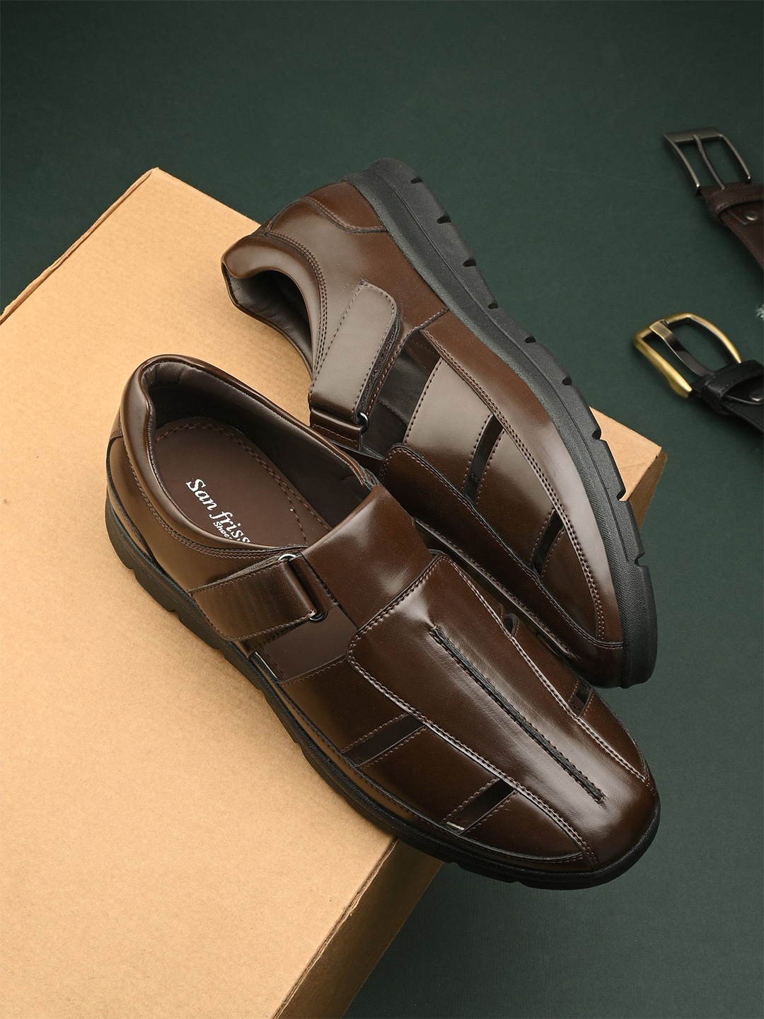 

San Frissco Men Shoe-Style Sandals, Brown