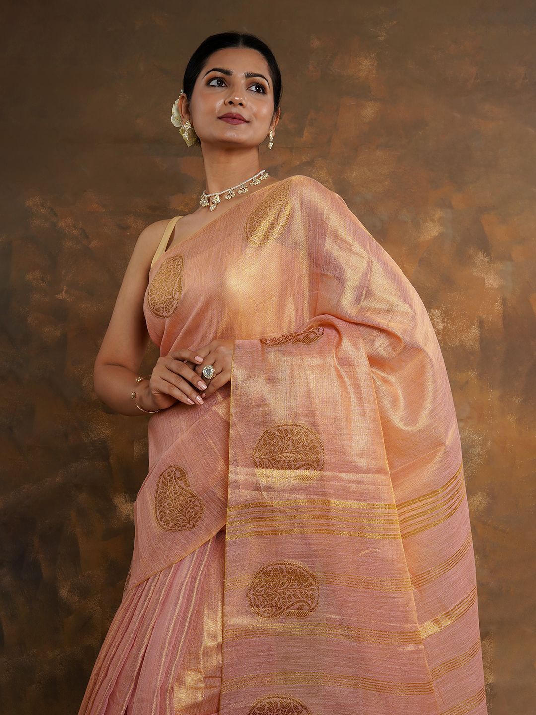 

TEEJH Ethnic Motif Zari Woven Saree, Peach